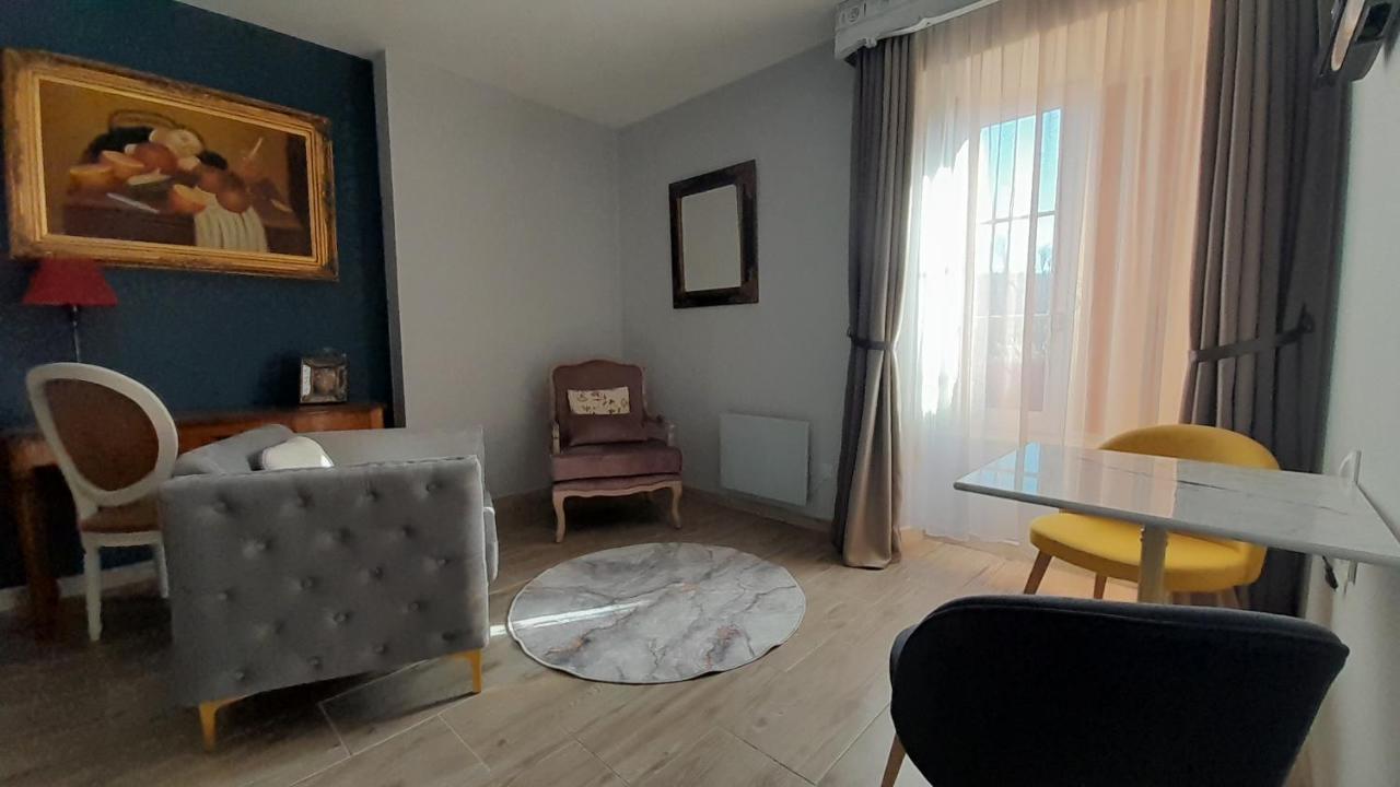 B&B Manoir De La Fabregues Эстен Экстерьер фото