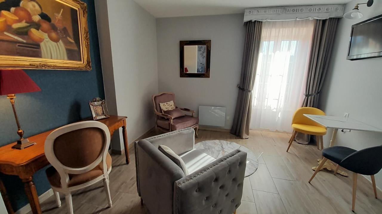 B&B Manoir De La Fabregues Эстен Экстерьер фото
